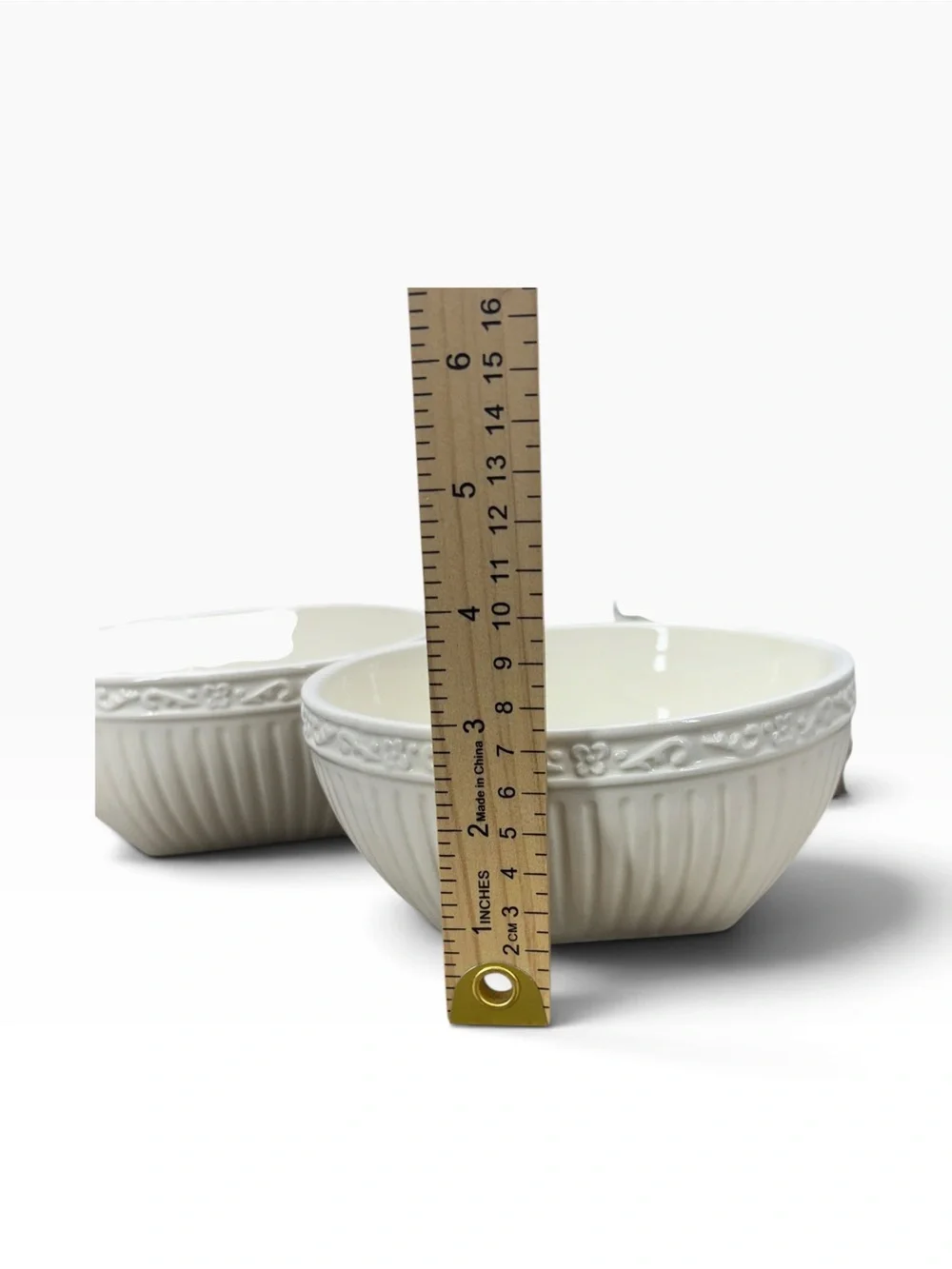 Mikasa White Glazed Ceramic Nesting Serving Bowls - Set of 3